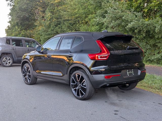 2026 Volvo XC40 Ultra Black Edition - Photo 7