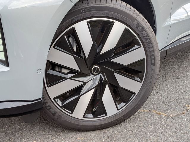 2025 Volvo EX90 Ultra - Photo 9