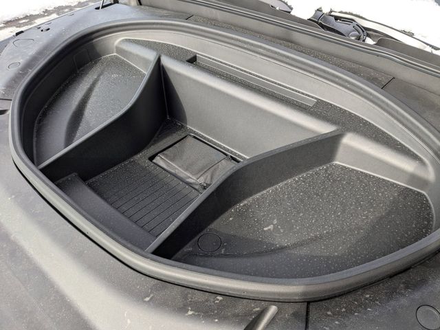 2025 Volvo EX90 Ultra - Photo 25