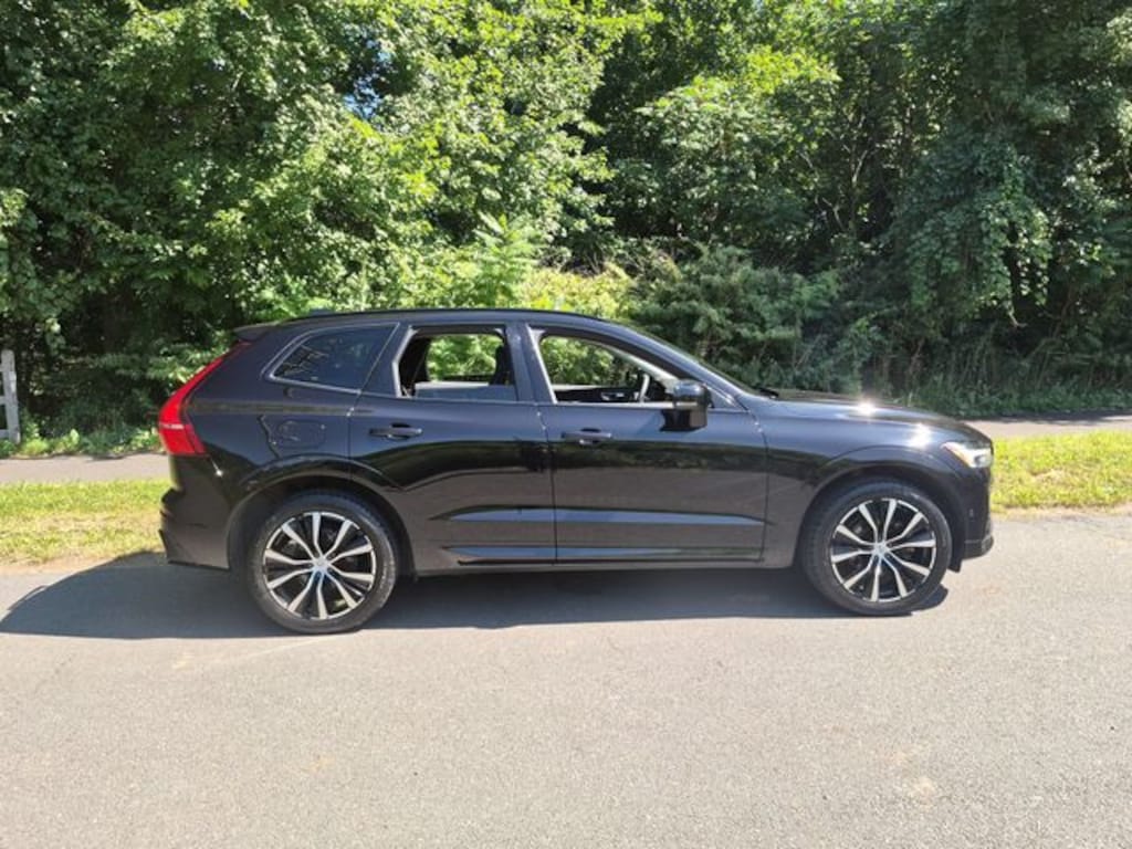 Certified 2024 Volvo XC60 B5 Plus Dark SUV
