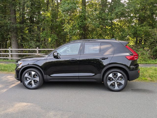 2026 Volvo XC40 Plus - Photo 8