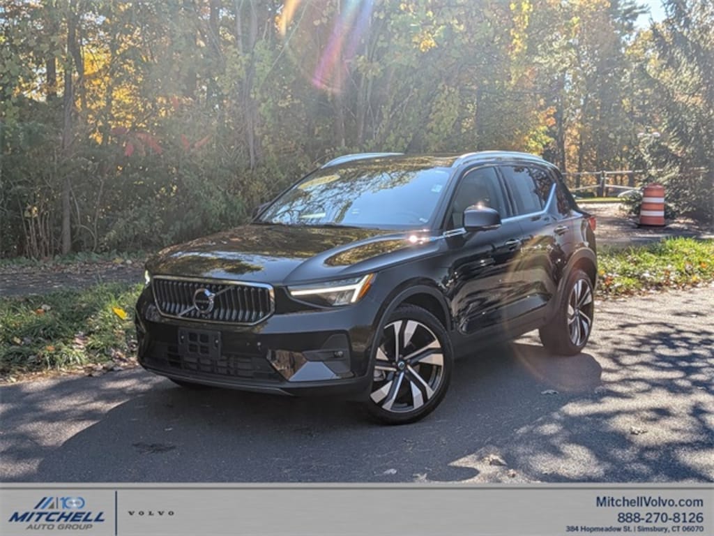 Certified 2023 Volvo XC40 B5 AWD Plus Bright SUV