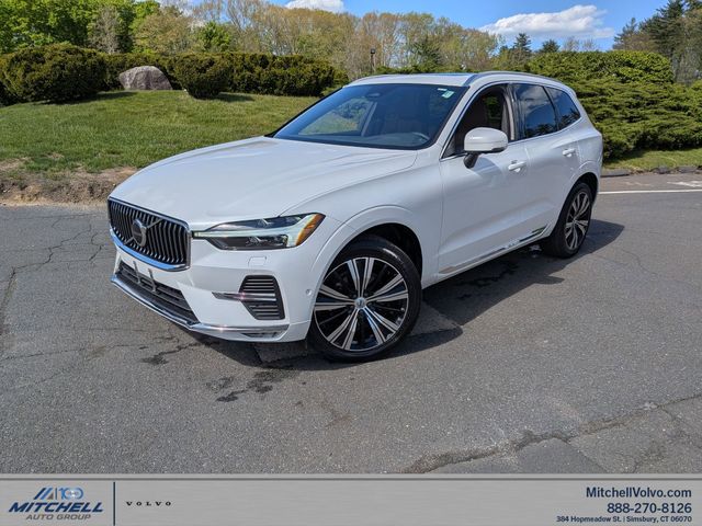 2023 Volvo XC60 B5 Plus Bright Theme AWD's photo