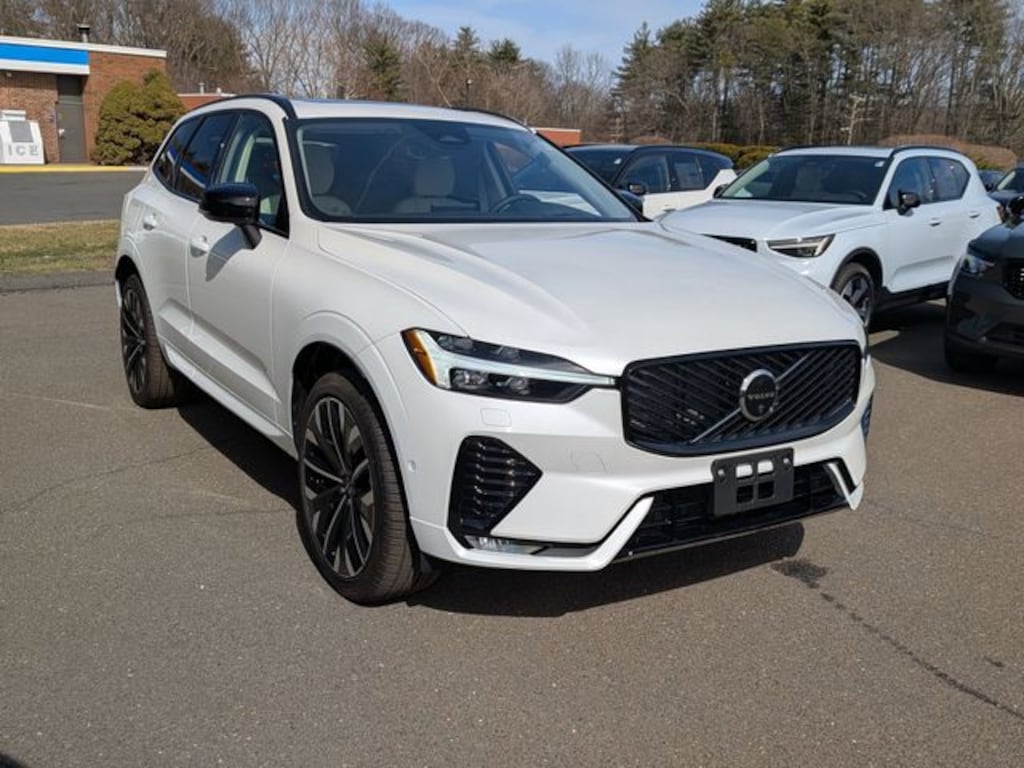 New 2026 Volvo XC60 B5 Ultra SUV