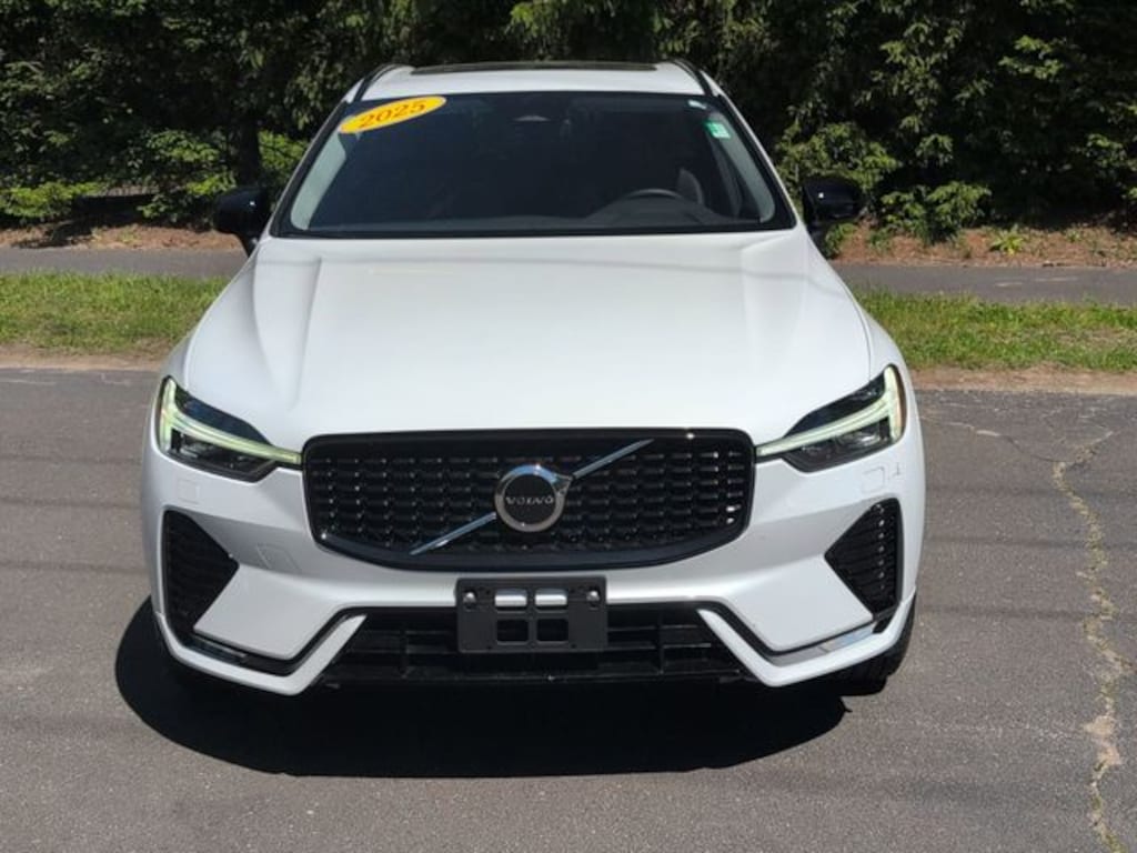 Certified 2025 Volvo XC60 B5 Core SUV