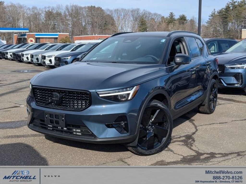 New 2026 Volvo XC40 B5 Ultra Black Edition SUV