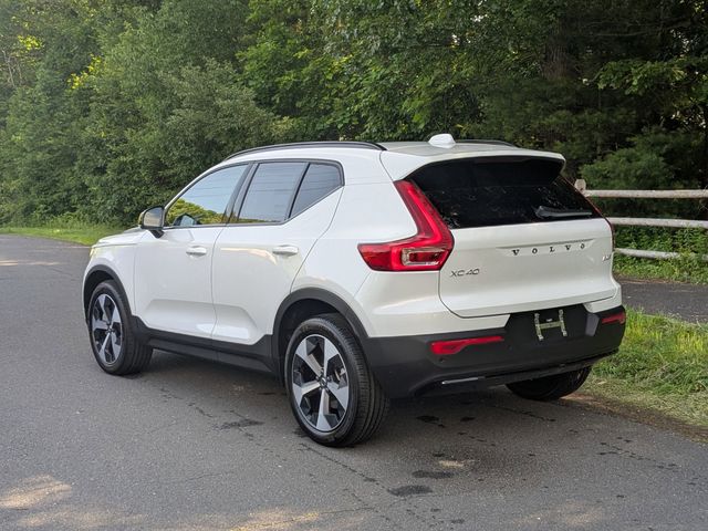 2026 Volvo XC40 Core - Photo 7