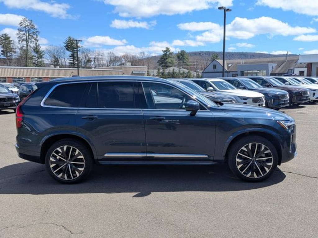 New 2026 Volvo XC90 B6 Plus 7-Seater SUV