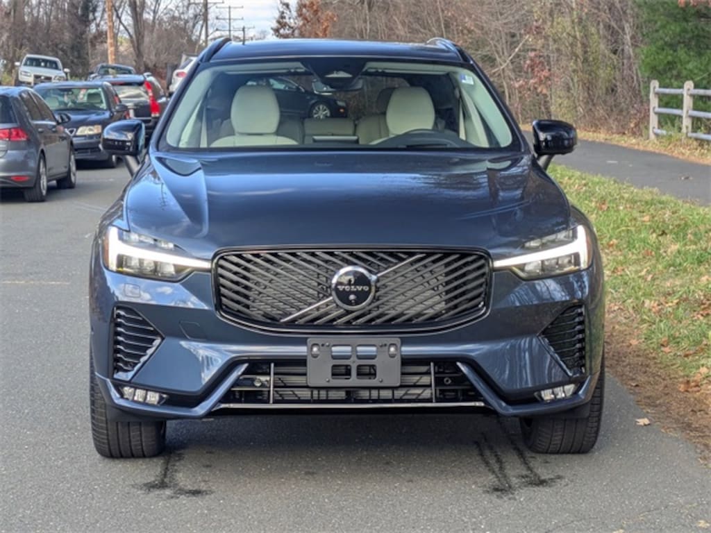 New 2026 Volvo XC60 B5 Ultra SUV