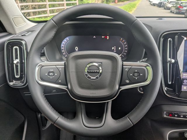 2026 Volvo XC40 Plus - Photo 12