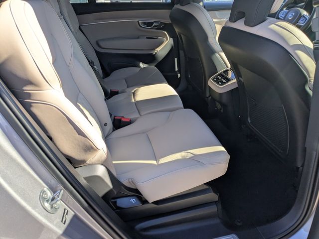 2026 Volvo XC90 Plus - Photo 25