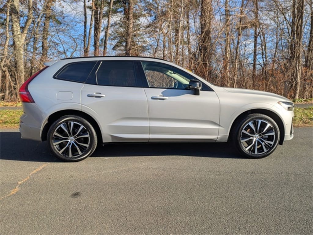 Certified 2025 Volvo XC60 B5 Plus SUV