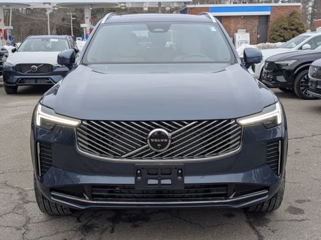 New 2026 Volvo XC90 B5 Plus 7-Seater SUV