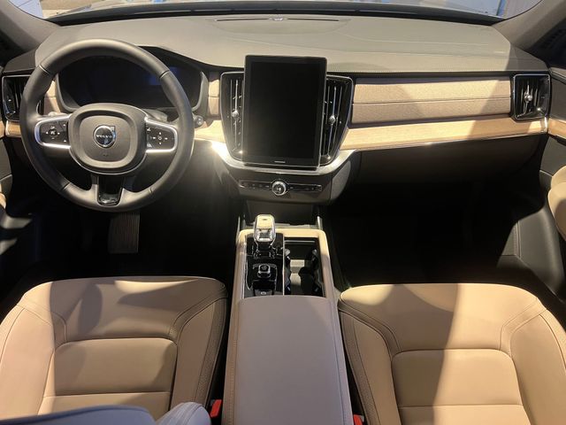 2026 Volvo XC90 Core - Photo 16