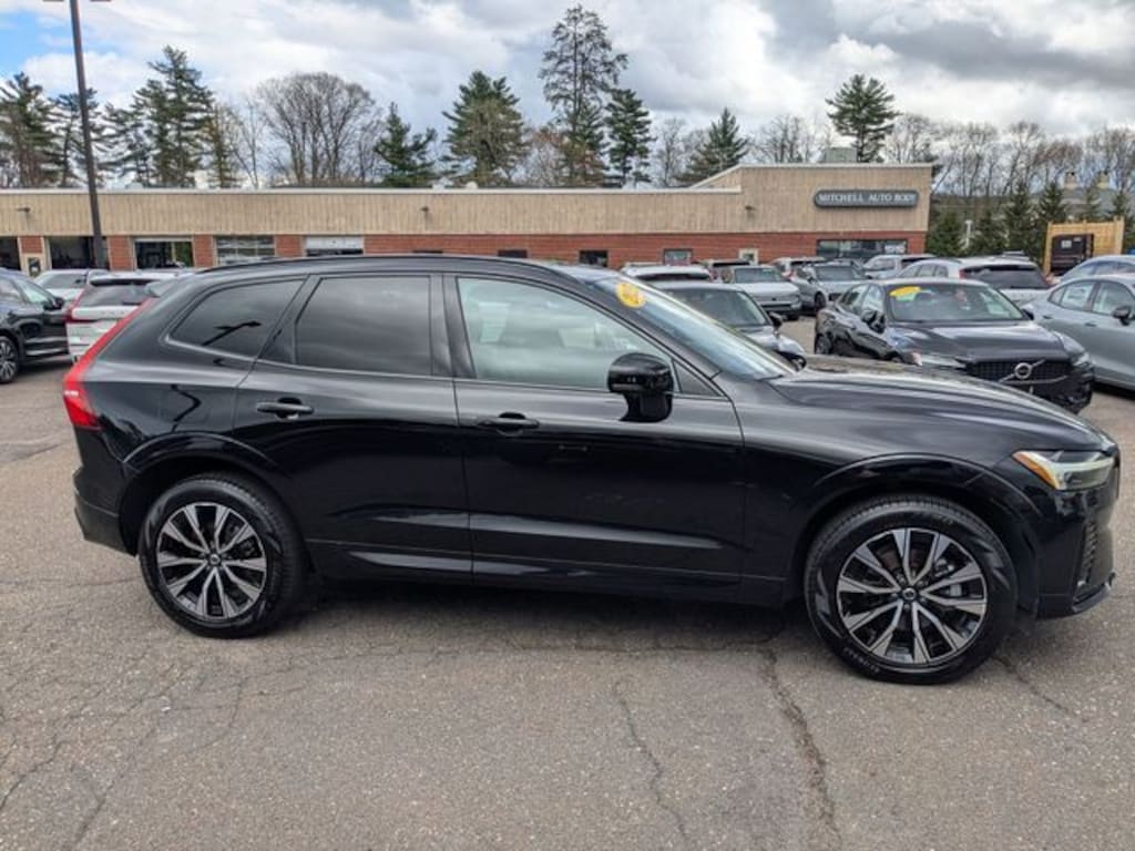 Certified 2025 Volvo XC60 B5 Core SUV