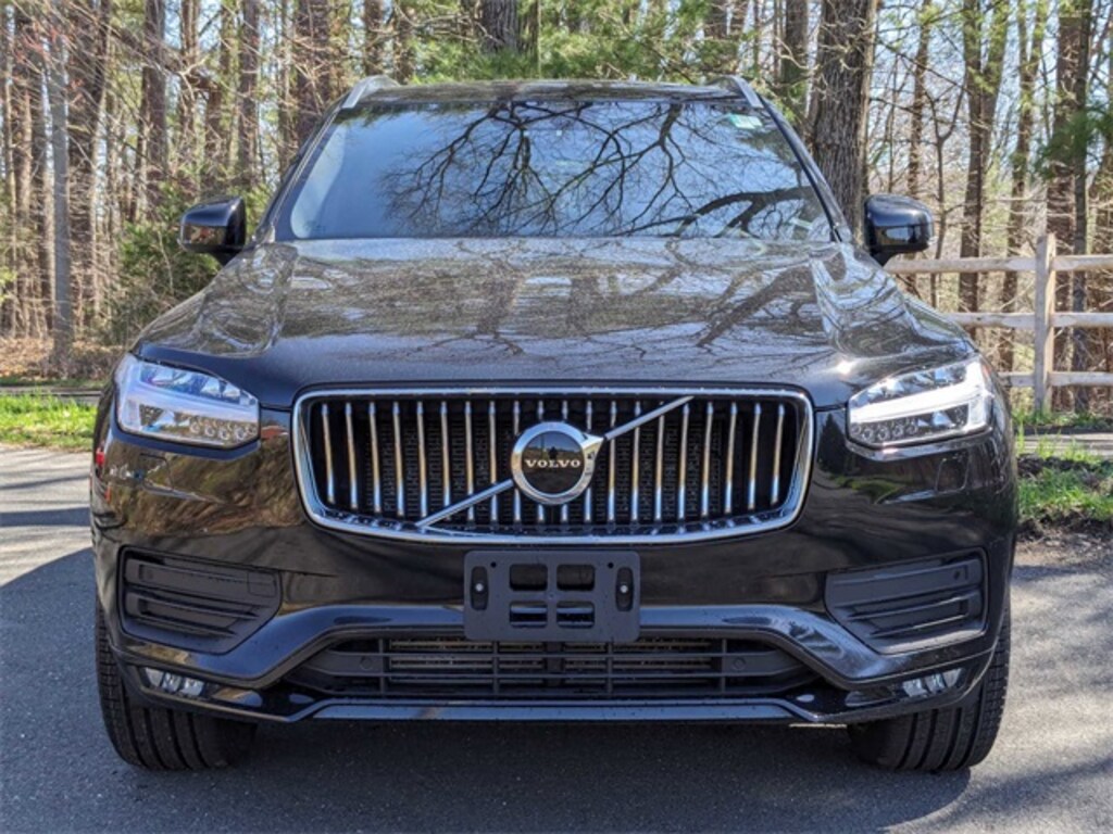 Certified 2022 Volvo XC90 T6 AWD Momentum 7 Seater For Sale near