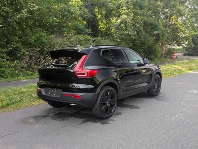 2026 Volvo XC40 Ultra Black Edition - Photo 5