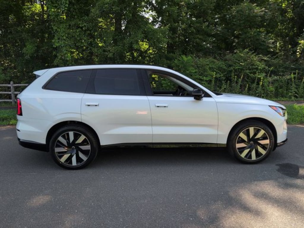 New 2026 Volvo EX90 Twin Motor Ultra 6-Seater SUV