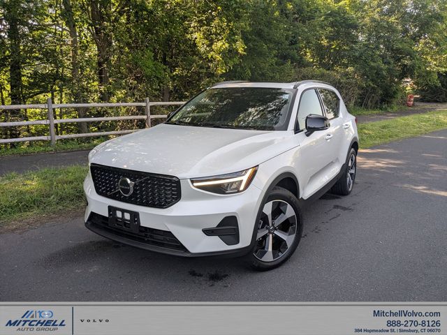 2026 Volvo XC40