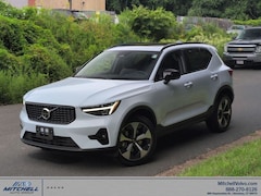 2026 Volvo XC40 B5 Plus SUV