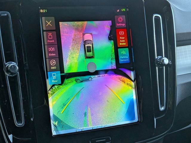 2026 Volvo XC40 Ultra Black Edition - Photo 14