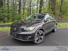 New 2025 Volvo XC40 B5 Ultra Dark Theme SUV for Sale in Simsbury, CT