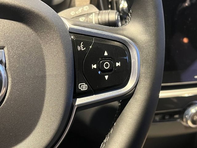 2026 Volvo XC90 Core - Photo 12