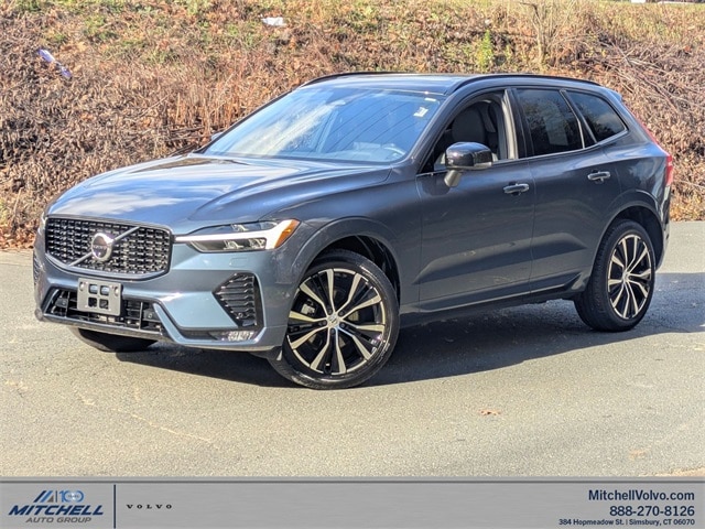 2024 Volvo XC60 Plus's photo
