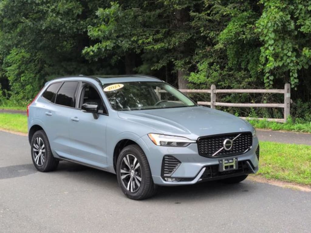 Used 2024 Volvo XC60 B5 Core Dark SUV