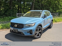 2023 Volvo XC40 B5 AWD Plus Dark SUV For Sale in Simsbury, CT