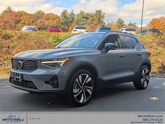 Used 2023 Volvo XC40 B5 AWD Ultimate Dark SUV for Sale in Simsbury, CT