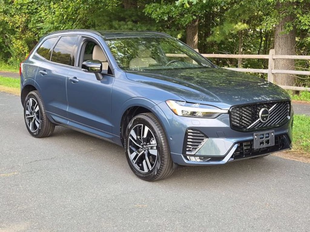 New 2027 Volvo XC60 B5 Plus SUV