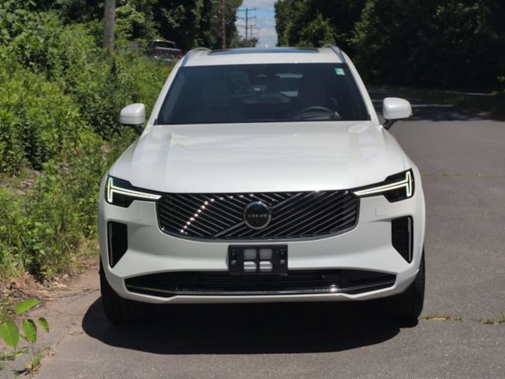 New 2026 Volvo XC90 plug-in hybrid T8 Ultra 6-Seater SUV