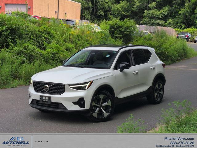  Volvo XC40