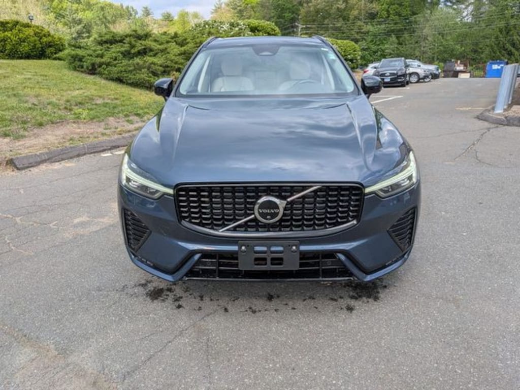 Certified 2023 Volvo XC60 B5 AWD Plus Dark SUV