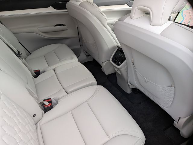 2025 Volvo EX90 Ultra - Photo 19