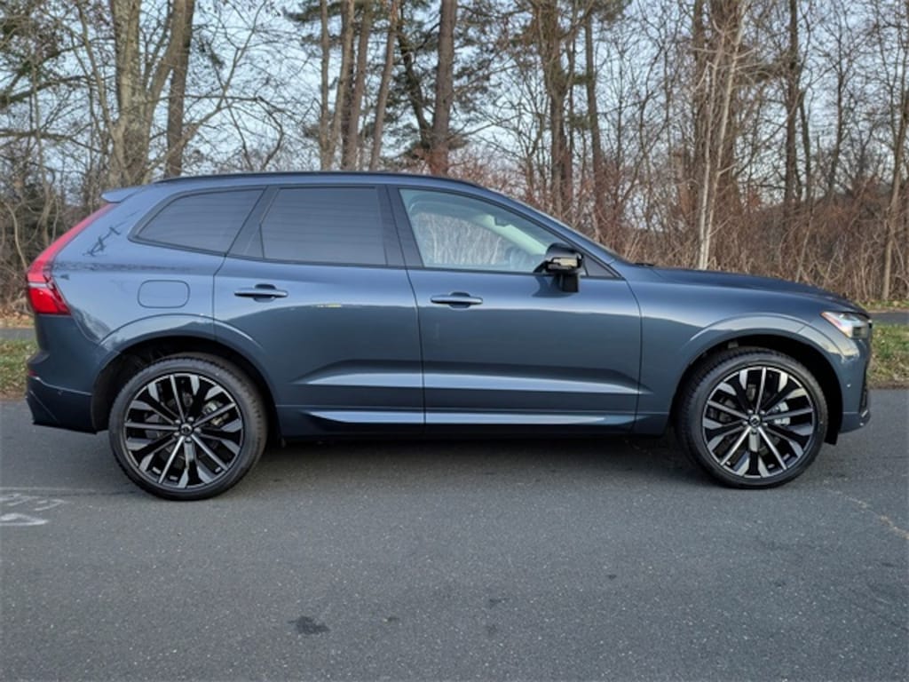 New 2026 Volvo XC60 B5 Ultra SUV