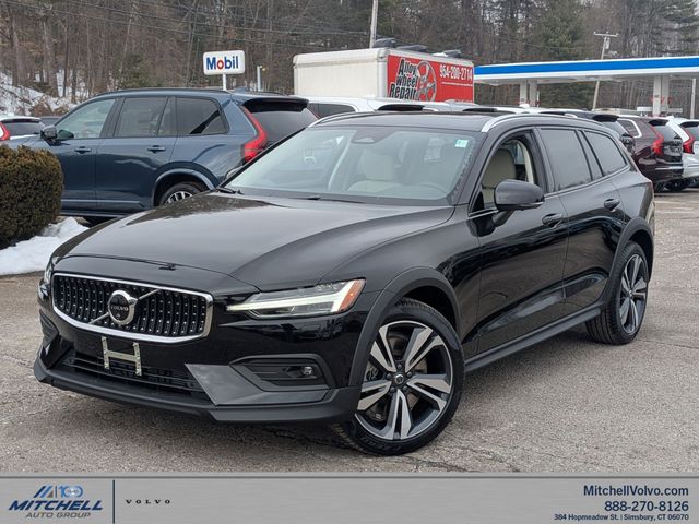 2026 Volvo V60 Cross Country Wagon 