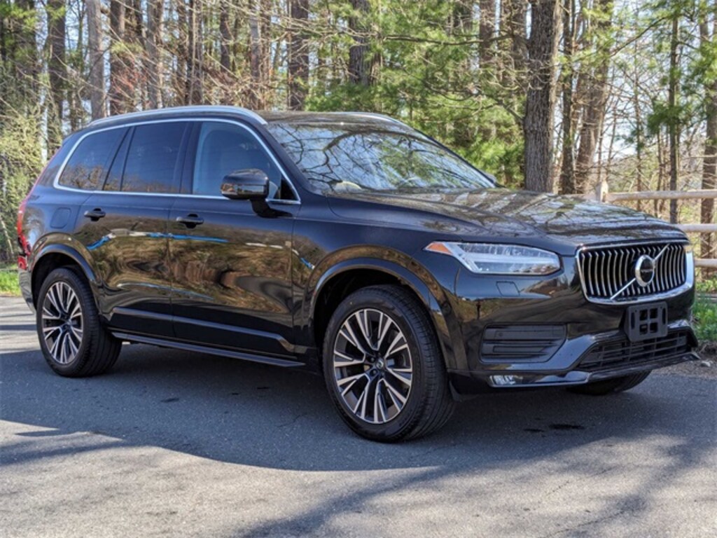 Certified 2022 Volvo XC90 T6 AWD Momentum 7 Seater For Sale near