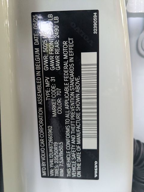 2026 Volvo XC40 Core - Photo 24