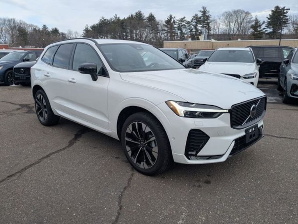 New 2026 Volvo XC60 B5 Plus SUV
