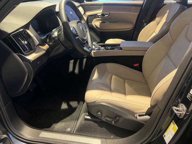 2026 Volvo XC90 Core - Photo 9