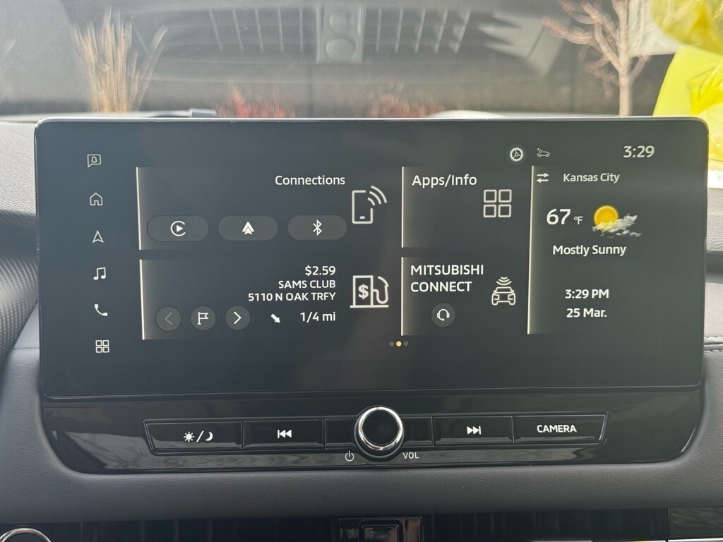 2025 Mitsubishi Outlander SE - Photo 32