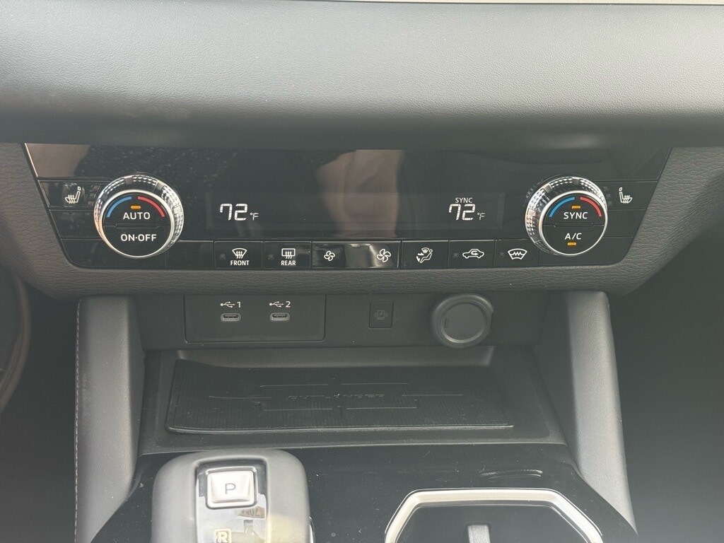 2025 Mitsubishi Outlander SE - Photo 35