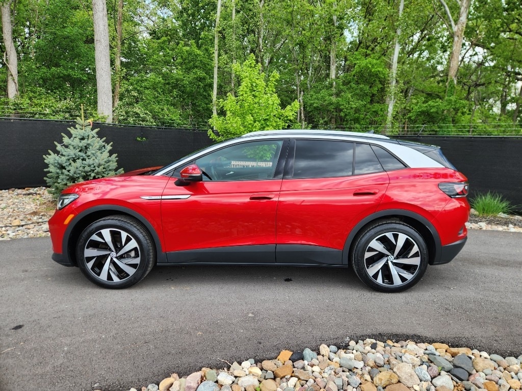 Used 2021 Volkswagen ID.4 PRO S with VIN WVGUNPE26MP065594 for sale in Burlington, VT