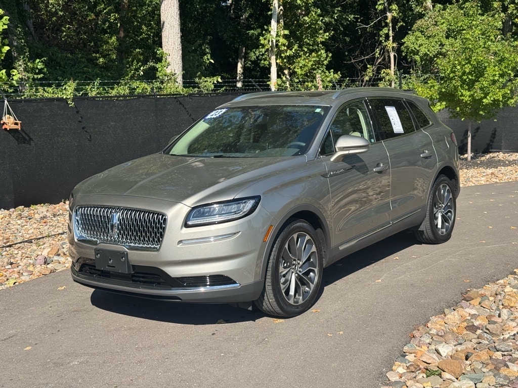 2023 Lincoln Nautilus Reserve's photo