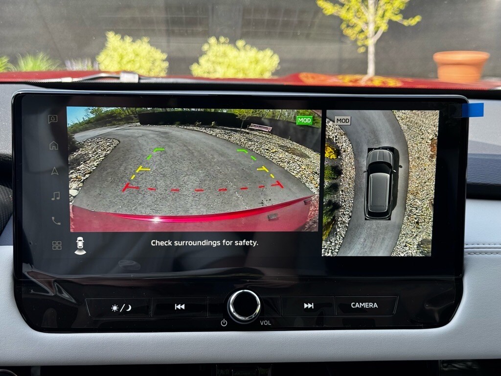 2025 Mitsubishi Outlander SE - Photo 32