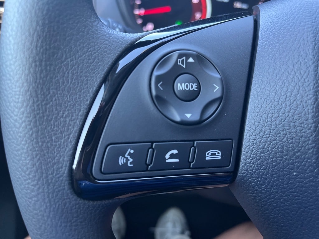 2024 Mitsubishi Eclipse Cross LE - Photo 24