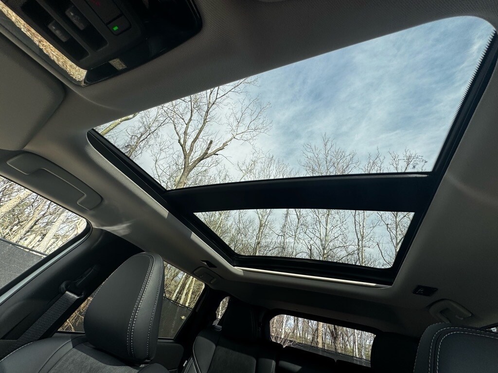 2025 Mitsubishi Outlander SE - Photo 39
