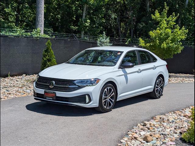 2024 Volkswagen Jetta Sport's photo